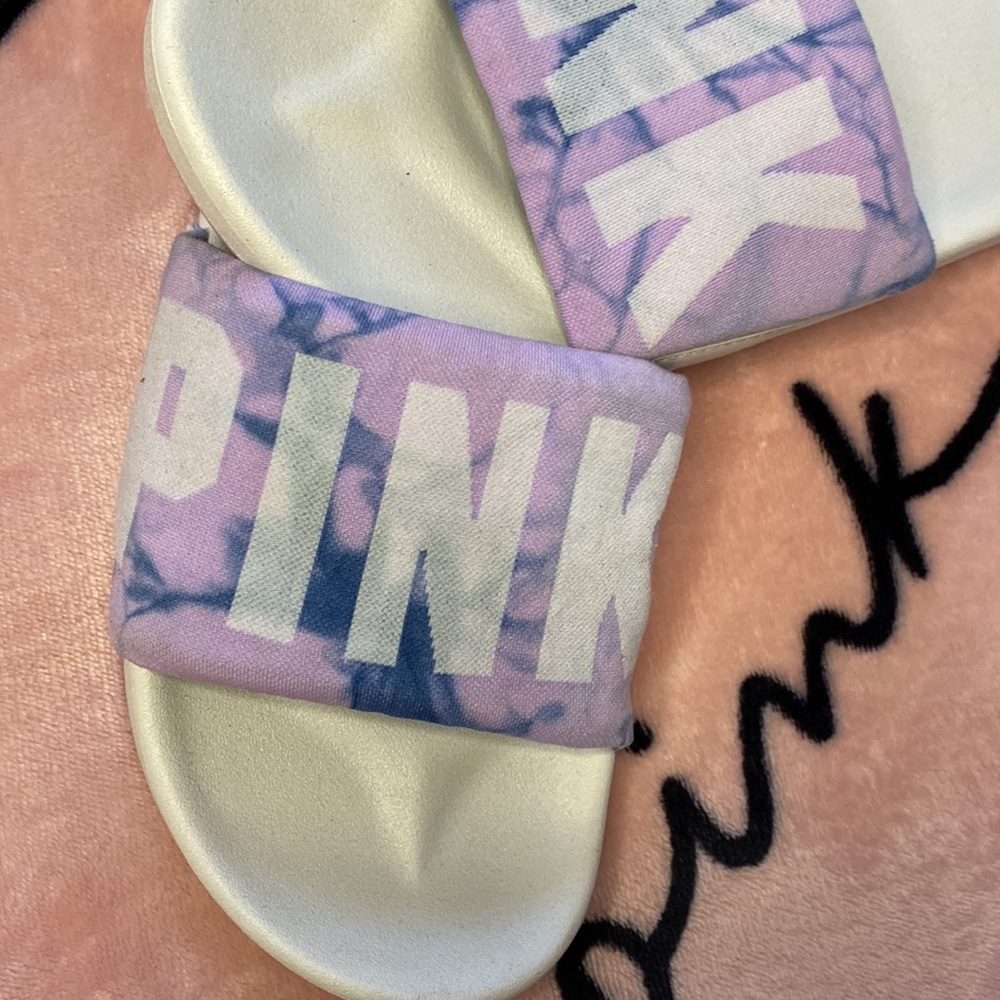 Pink slides - Picture 2 of 3